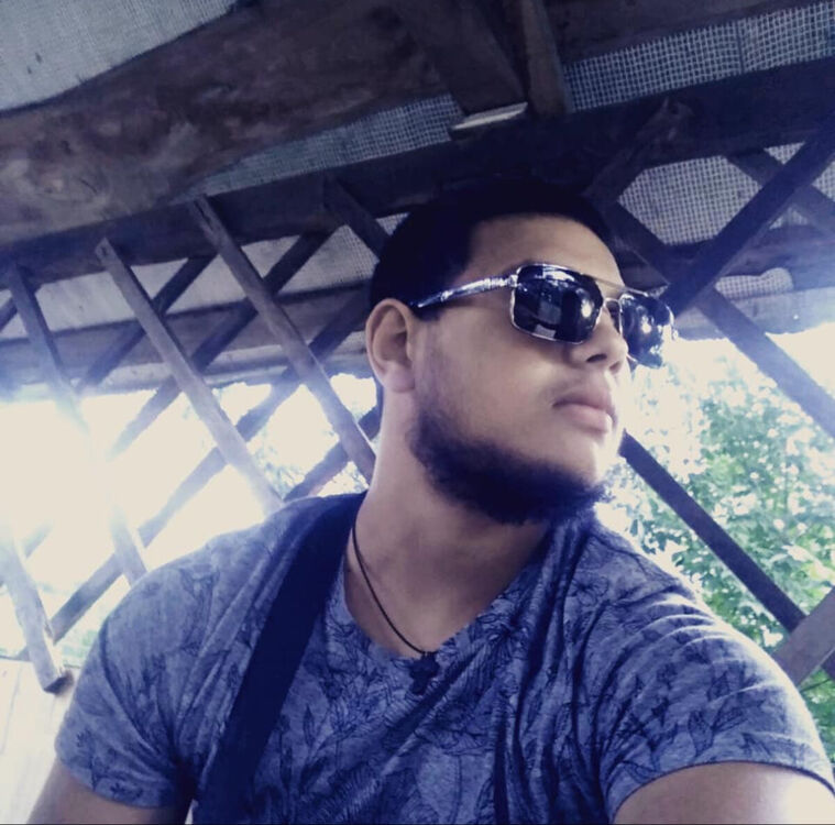  ,   David, 25 ,   ,   , c 