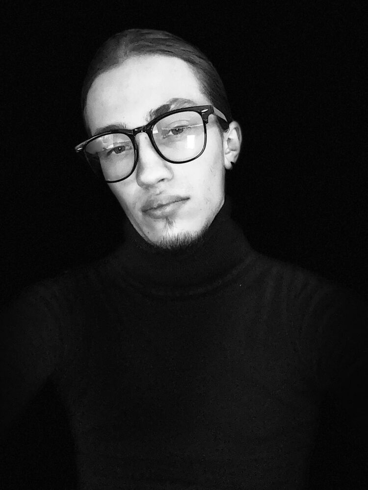  ,   Alex, 22 ,   ,   , c 