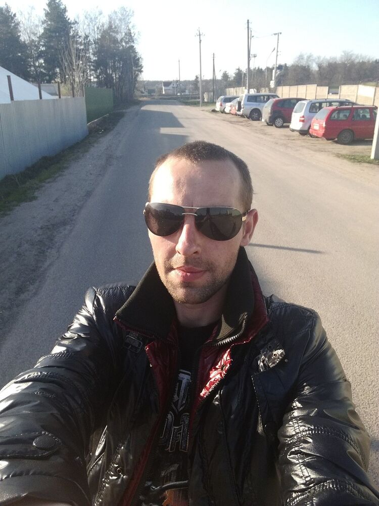  14430748  , 37 ,    