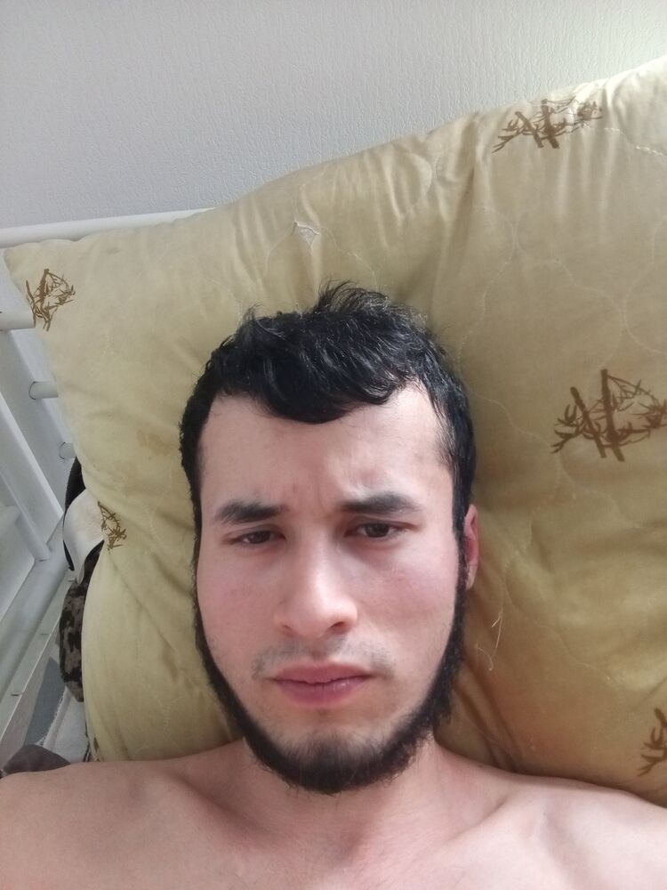  52174068  Bekmurod, 22 ,    