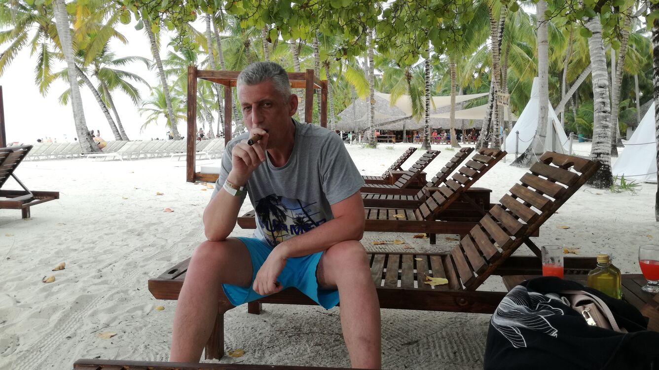  27722478  Evgeny, 58 ,    