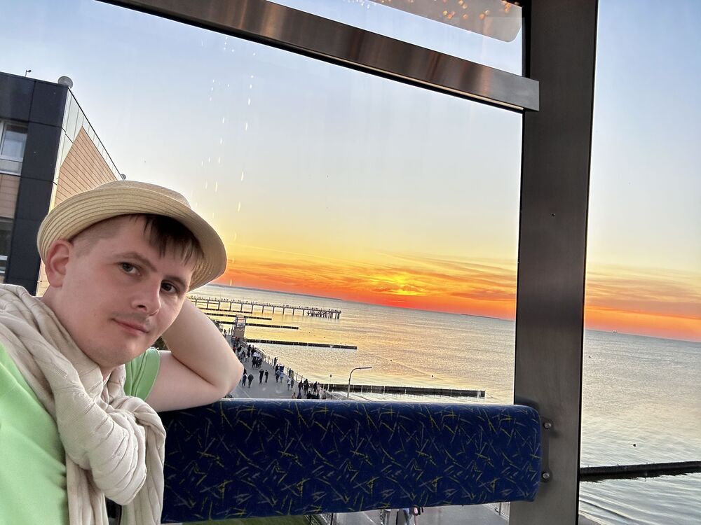  38042028  , 35 ,    -