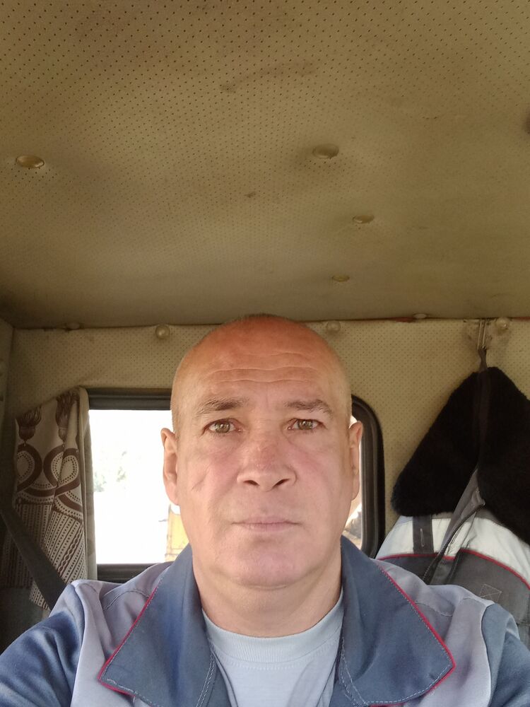  43989948  , 53 ,    