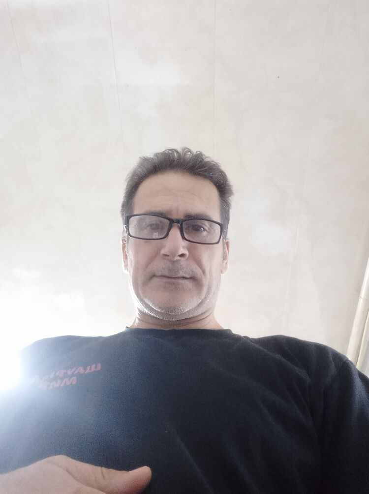  30510858  , 52 ,    