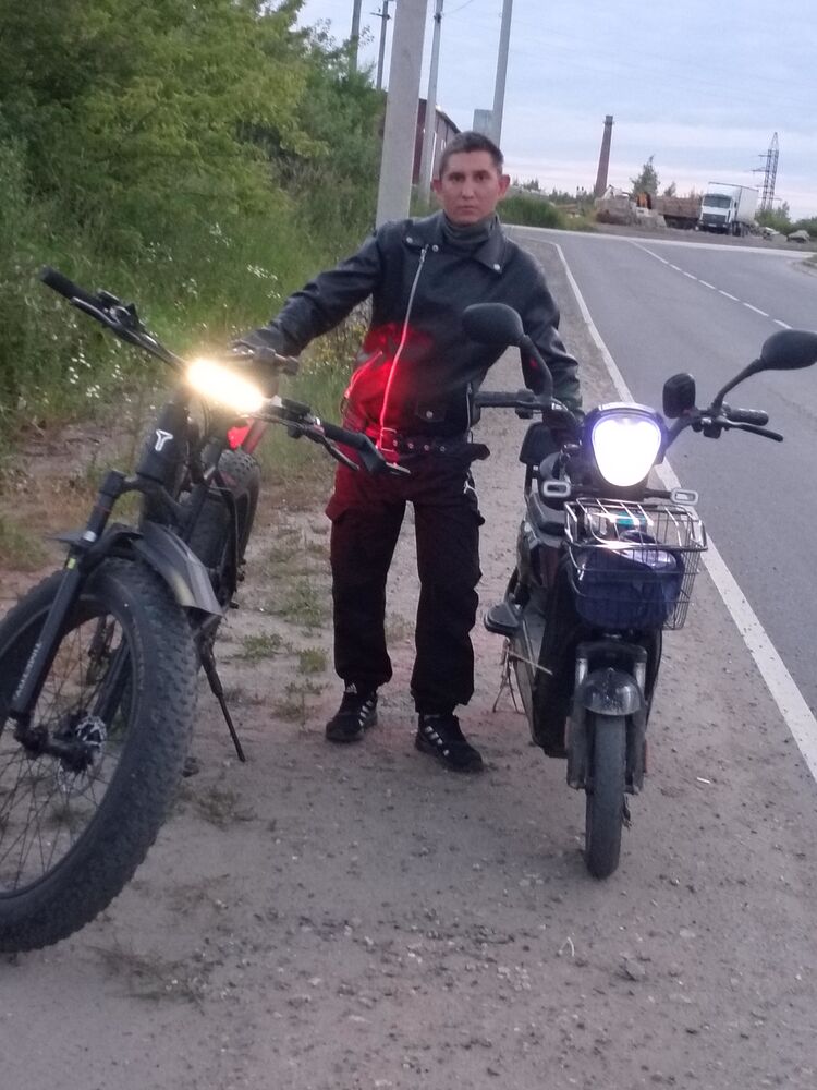  53753719  , 35 ,    
