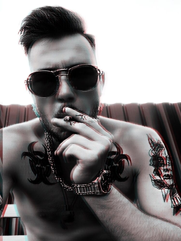  ,   Mark, 28 ,   