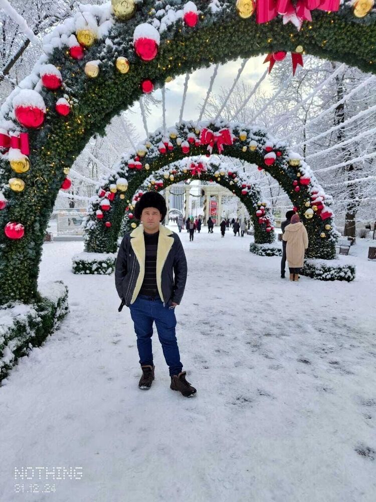  ,   Oxunjon, 26 ,   ,   