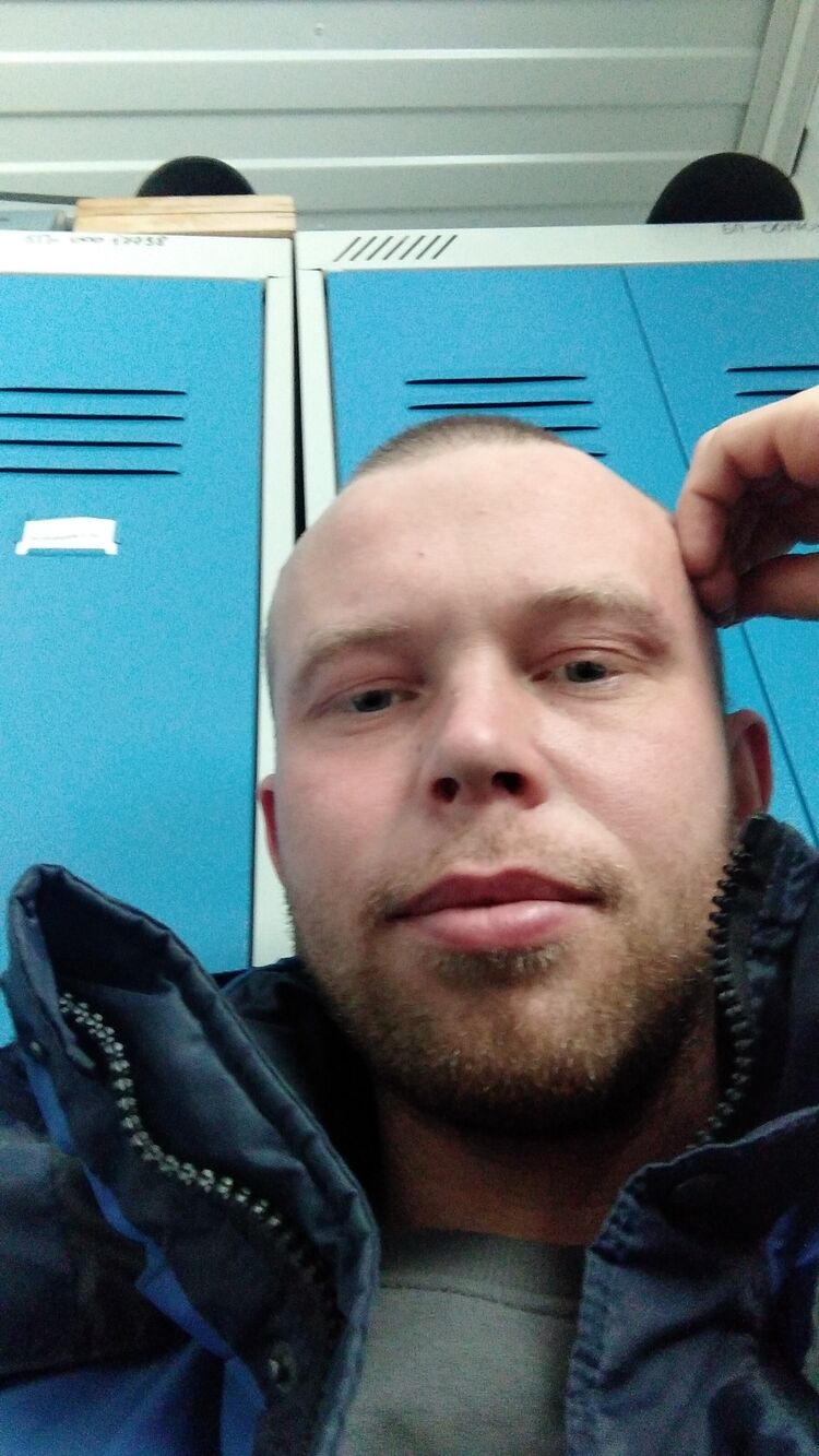  ,   Evgenii, 27 ,   ,   , c , 