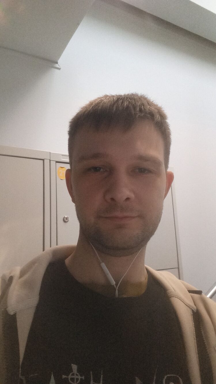  54100208  Ivan, 29 ,    