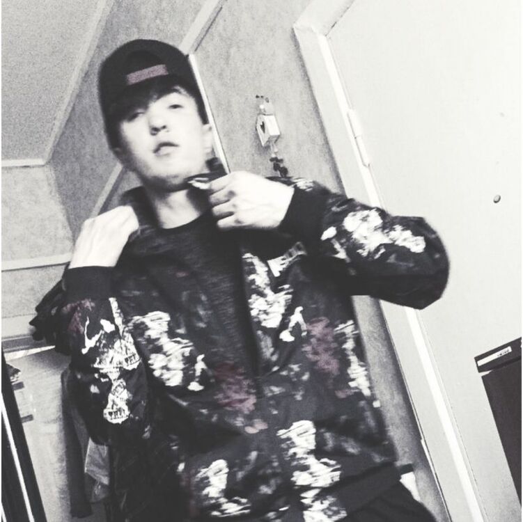  29283128  , 28 ,    -