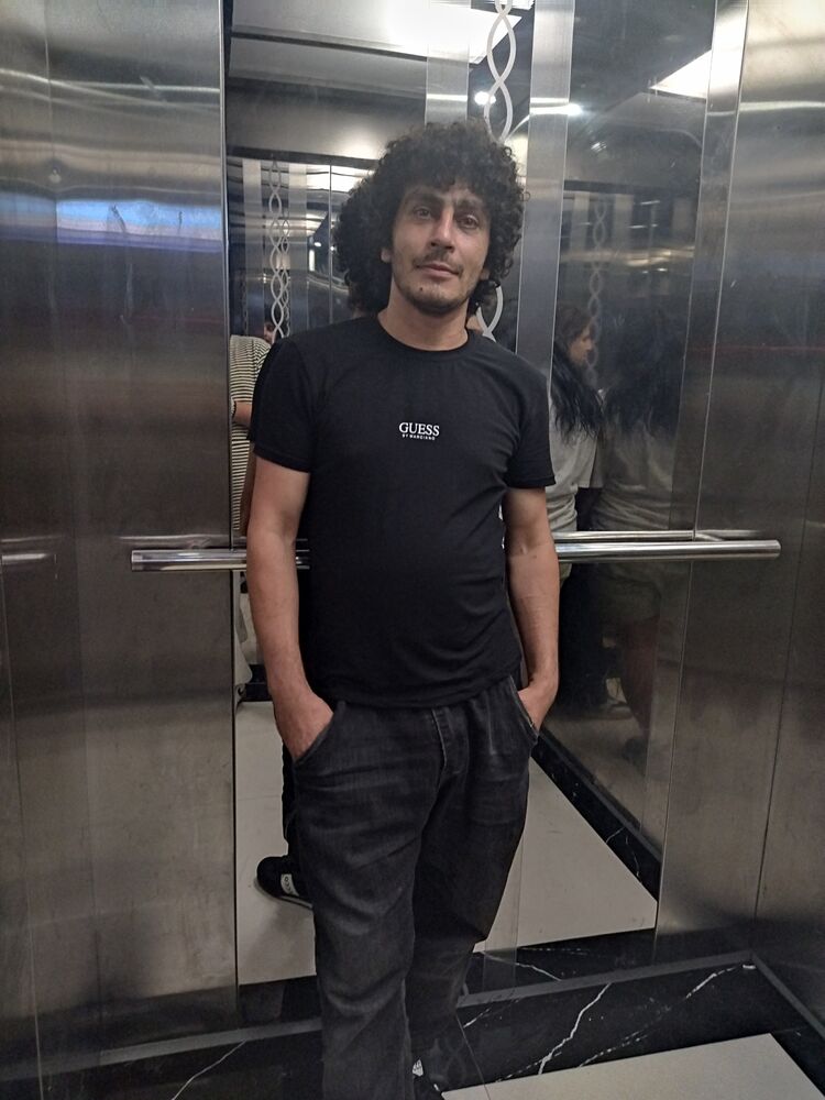  52897028  Datka, 36 ,    