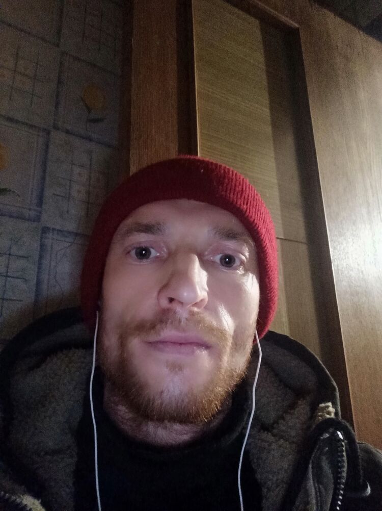  24888598  , 41 ,    