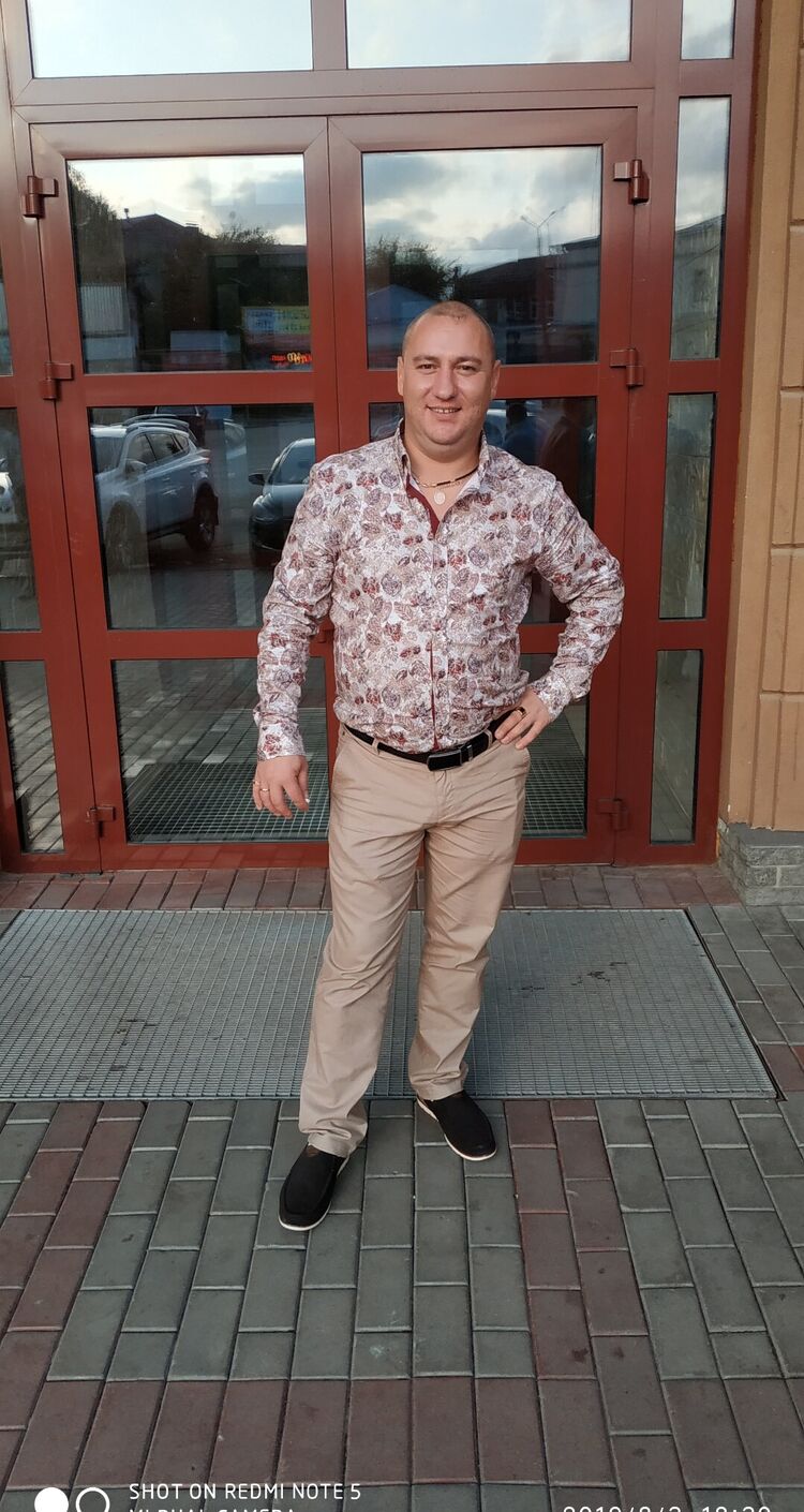  52929428  Dimitrikuss, 40 ,    