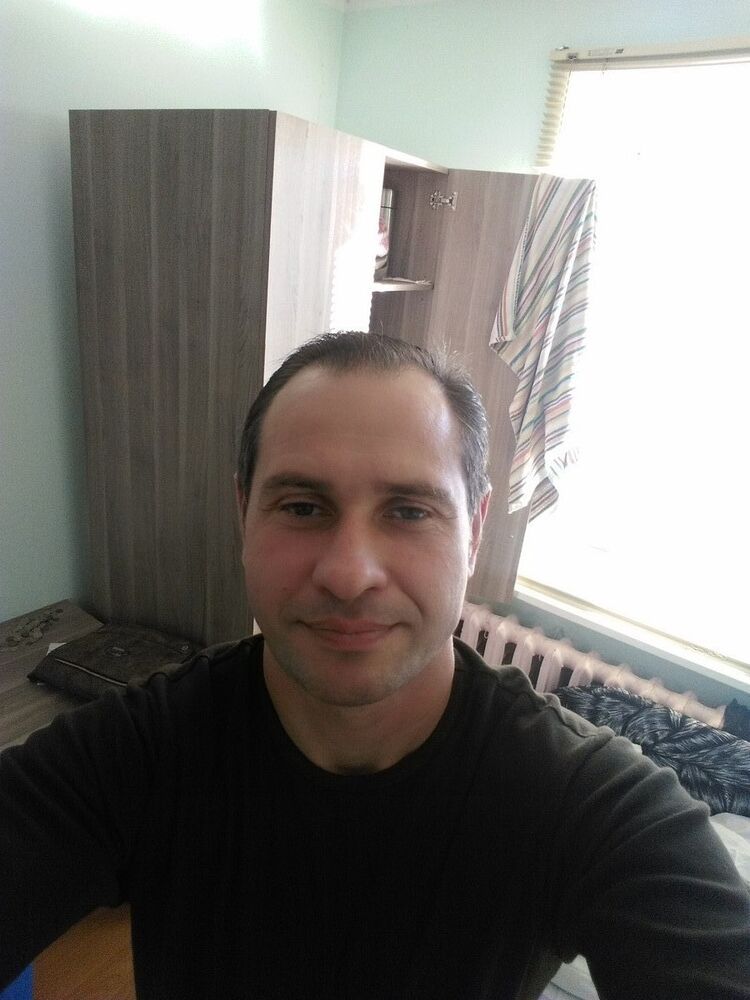  8284938  , 46 ,    