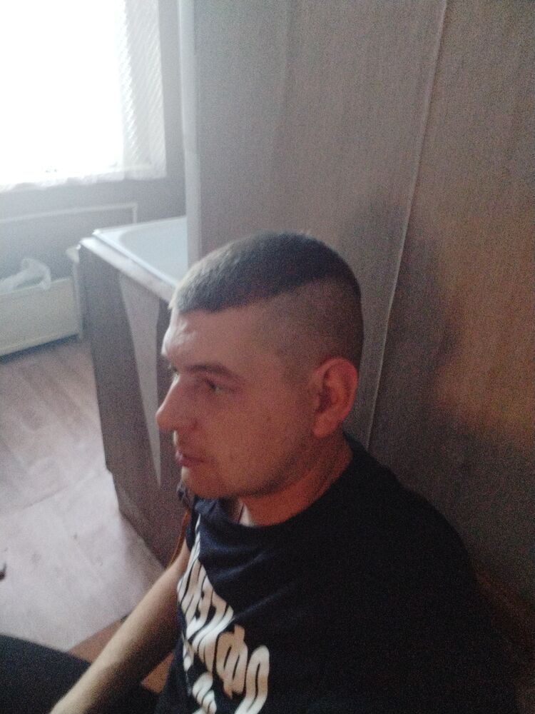  39728028  , 34 ,    