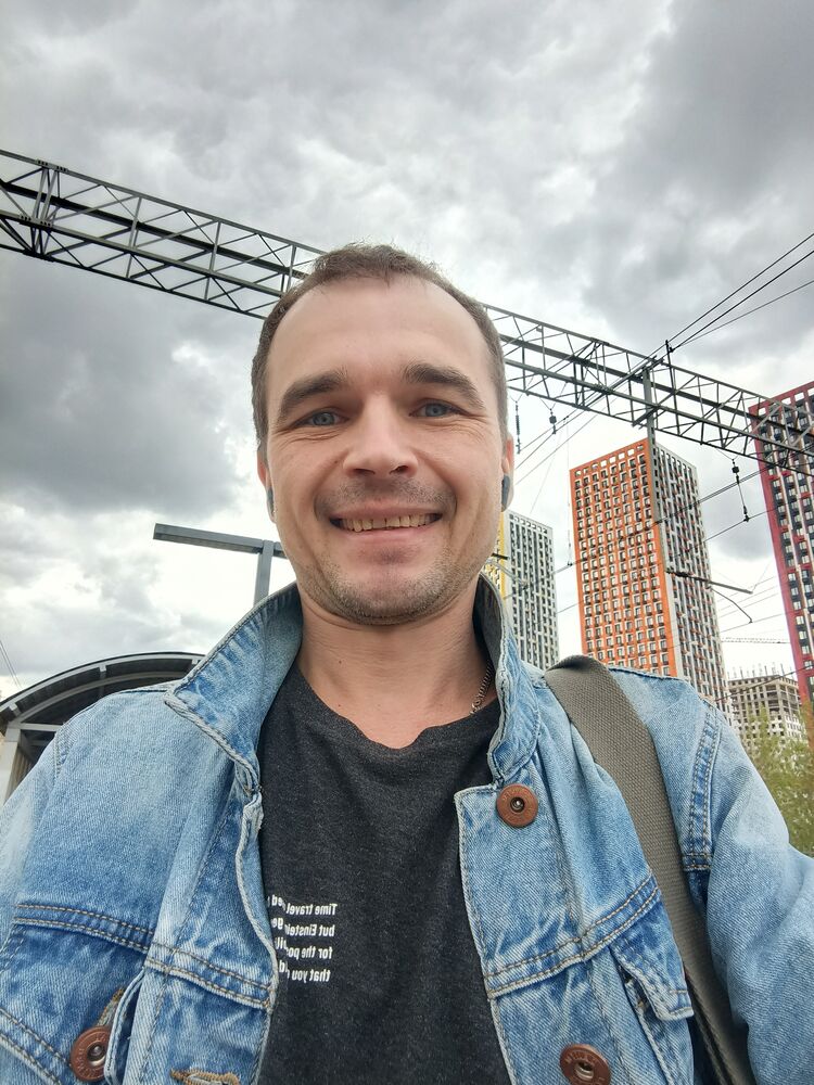  46075698  , 44 ,    