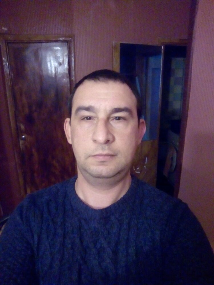  ,   Anatolii, 44 ,   ,   , c , 