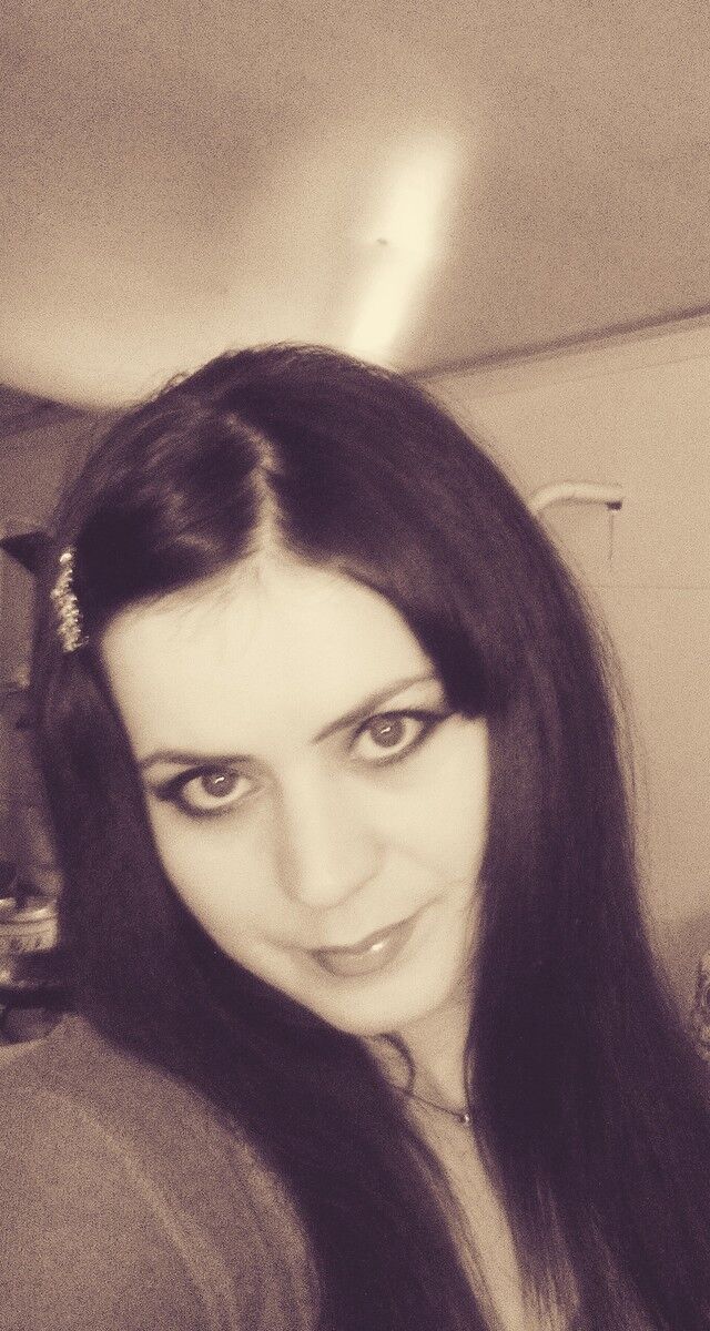  ,   Farida, 37 ,   ,   , c 