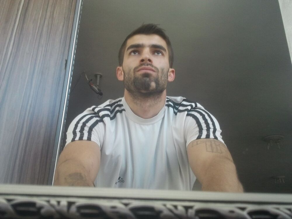  ,   Mamuka, 35 ,   