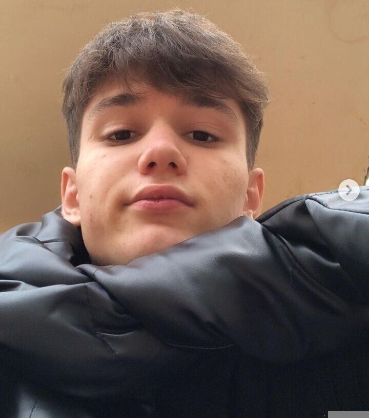 ���� 42983388 ������� Hshshjsj, 27 ���, ���� ���������� � �������