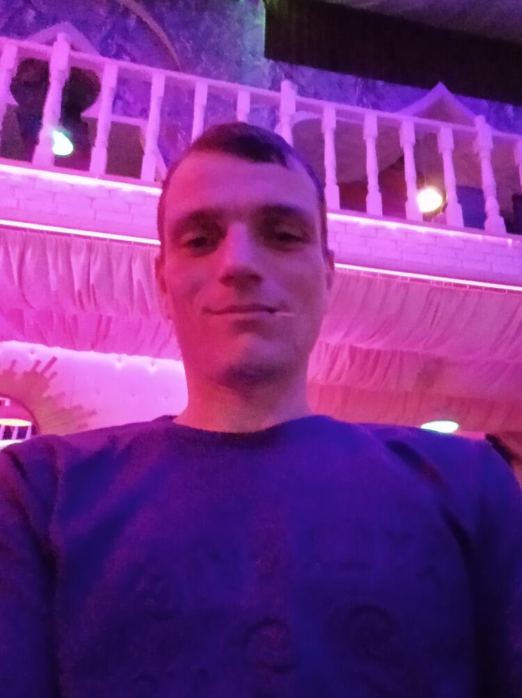  31927958  , 40 ,    