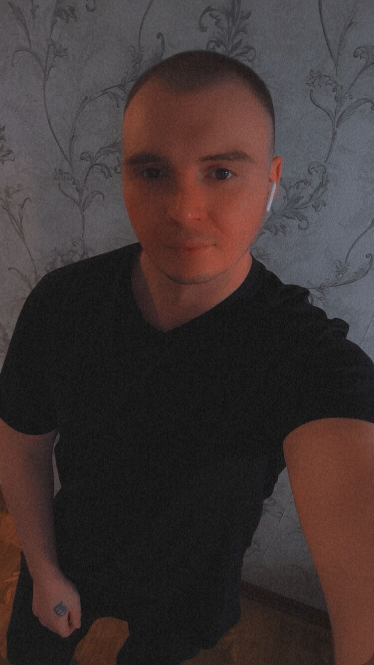  50048328  Dmitry, 26 ,    