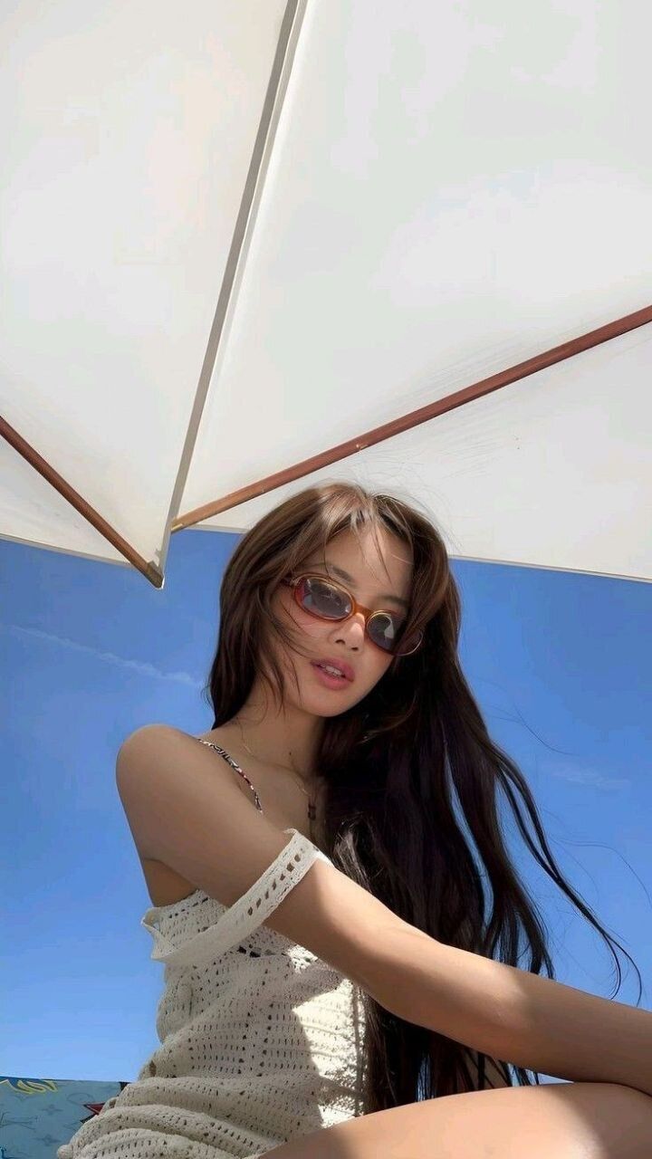  51624698  Madam, 23 ,    