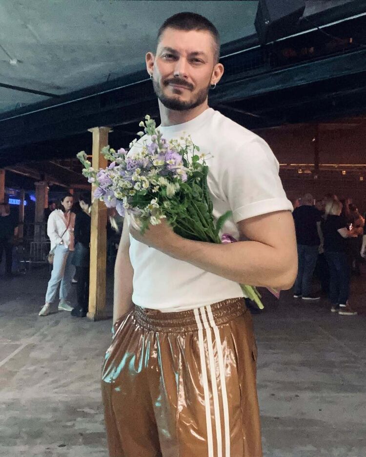 ���� 51359718 ������� �������, 37 ���, ���� ���������� � ������������