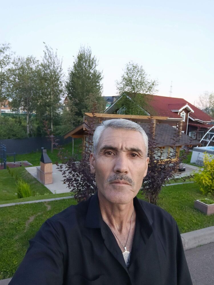  46293718  , 49 ,    