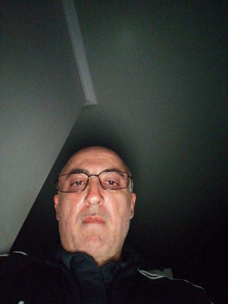  26723628  , 53 ,    