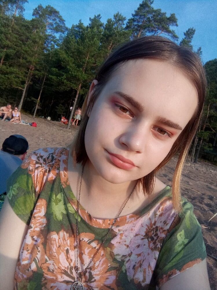 -,   , 22 ,   
