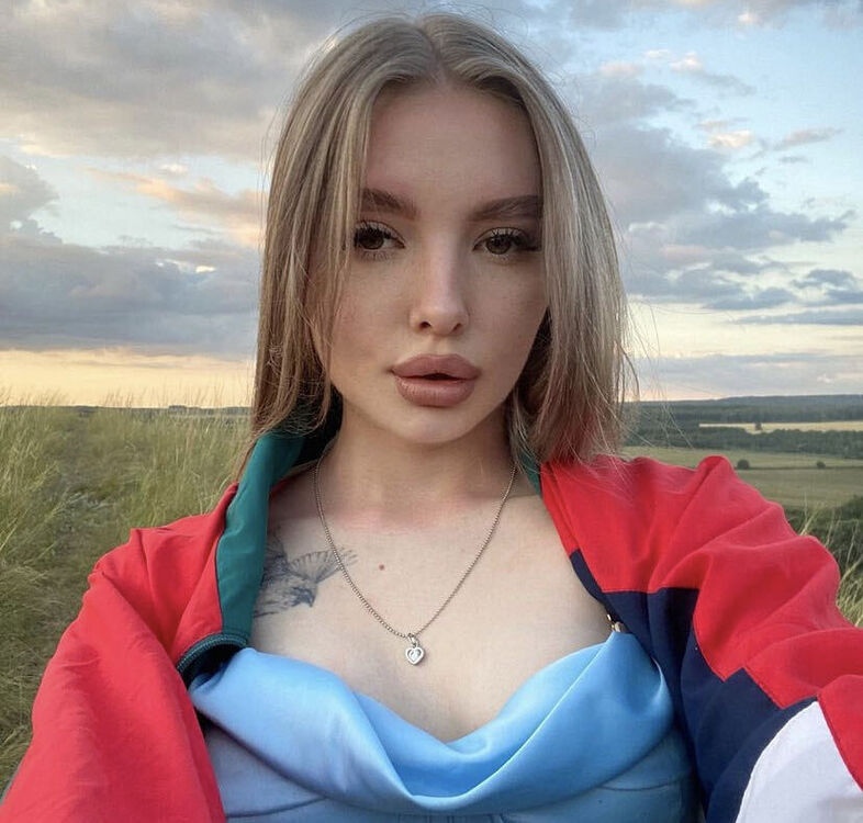 --,   , 23 ,   