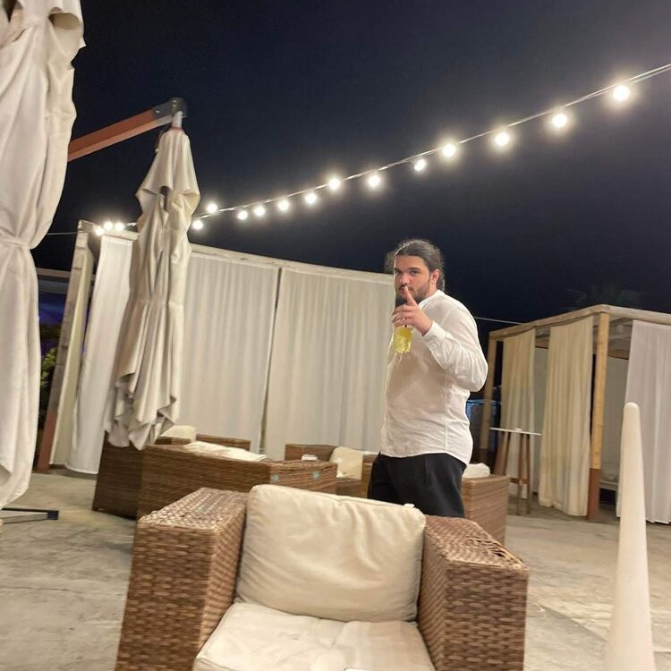  53489138  Nika, 22 ,    