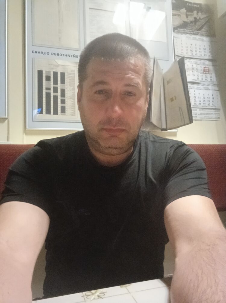  53368468  , 48 ,    --