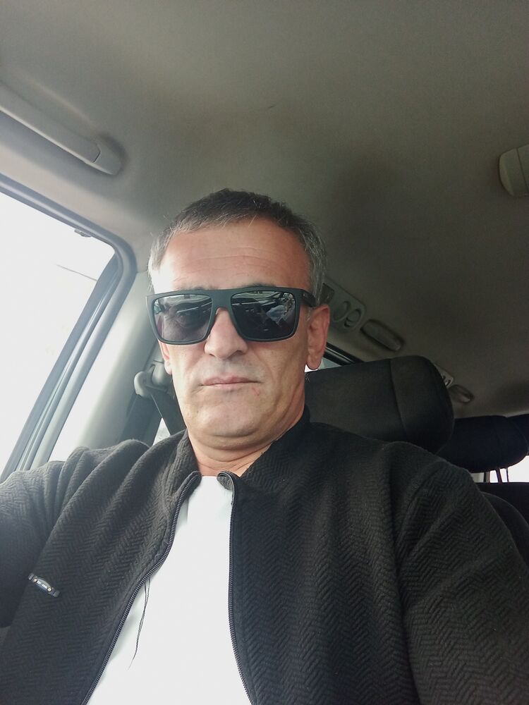  30570128  , 48 ,    