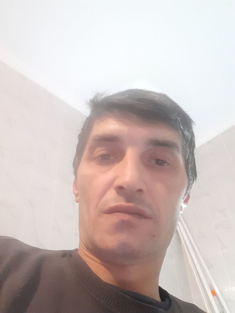  48649458  , 42 ,    