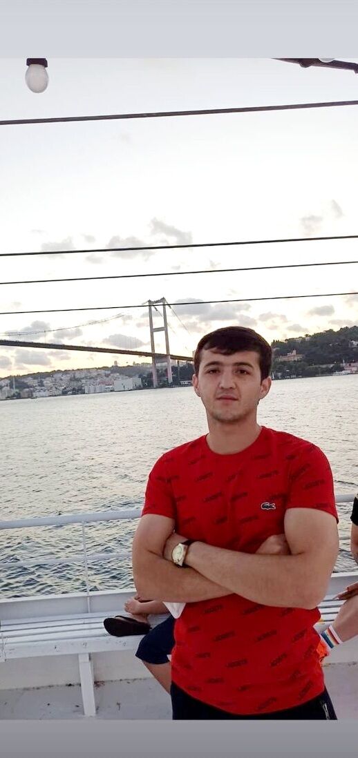  47586268  Ali, 28 ,    
