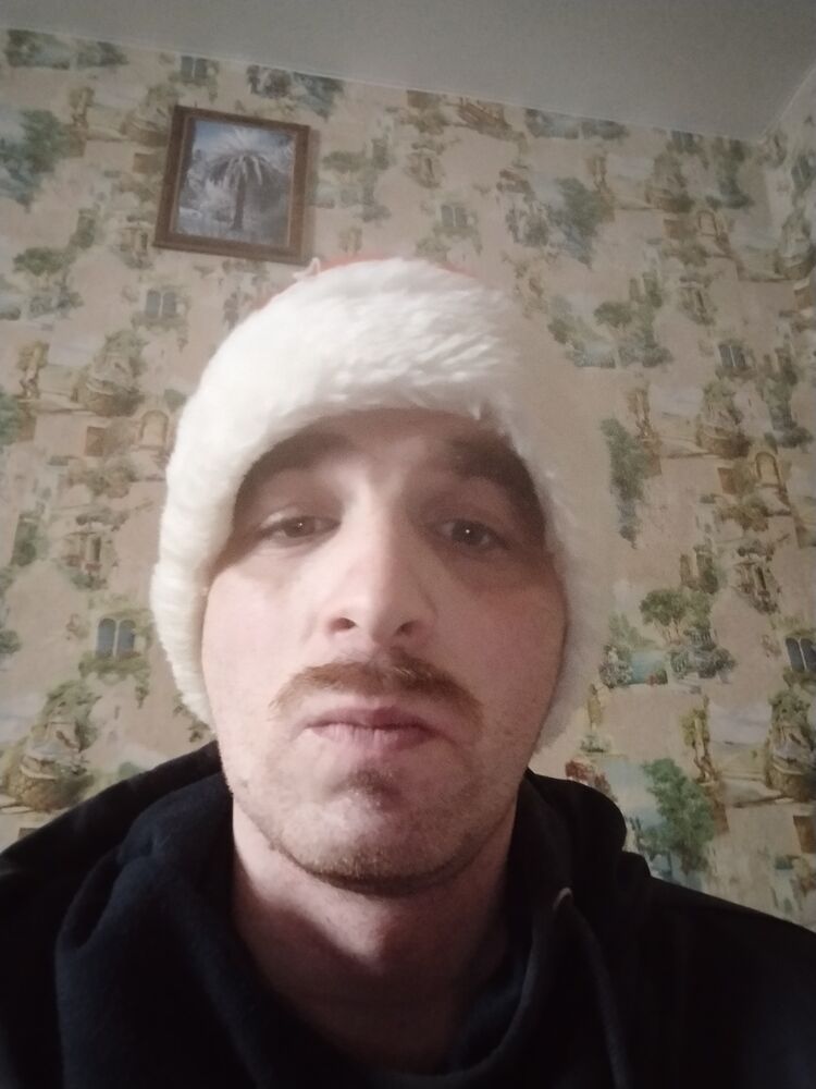  48615348   , 38 ,    