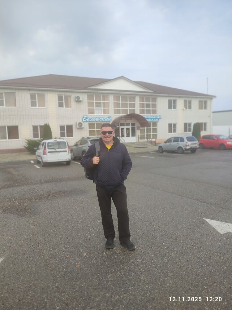  54599618  Sergey, 50 ,    