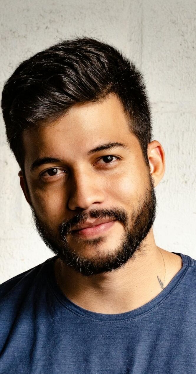  54001618  Abdul, 18 ,    