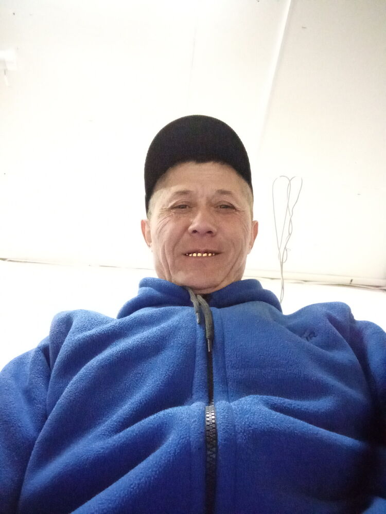 41465968  Lutfi, 49 ,    
