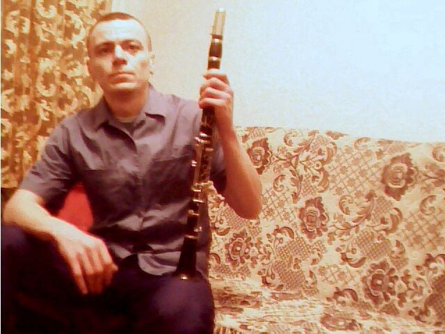 23804248  Mikhail, 42 ,    