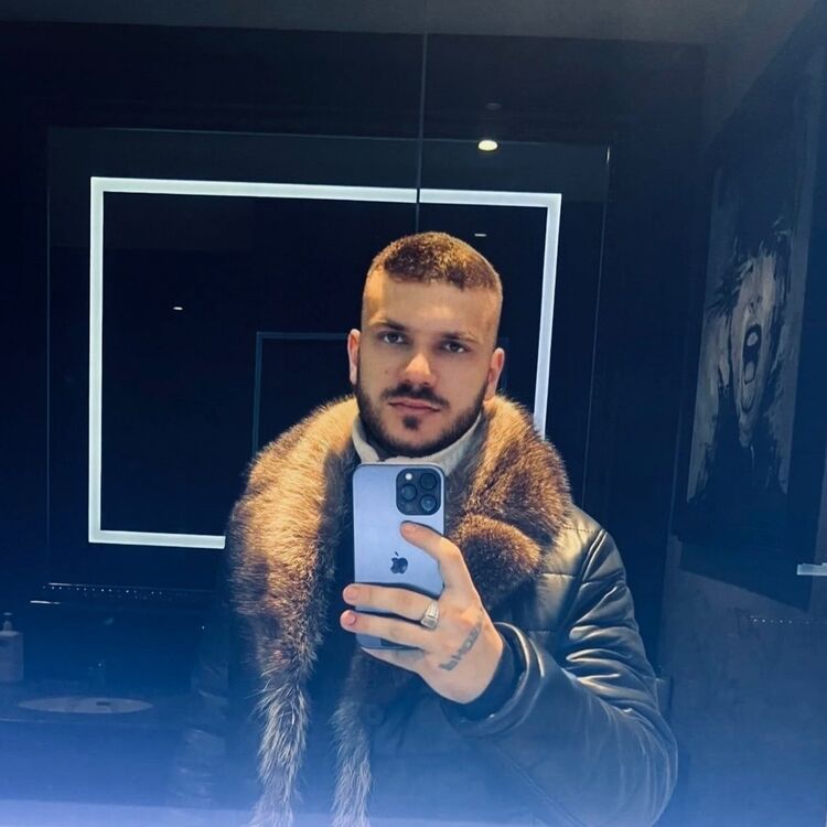  ,   , 27 ,   ,   