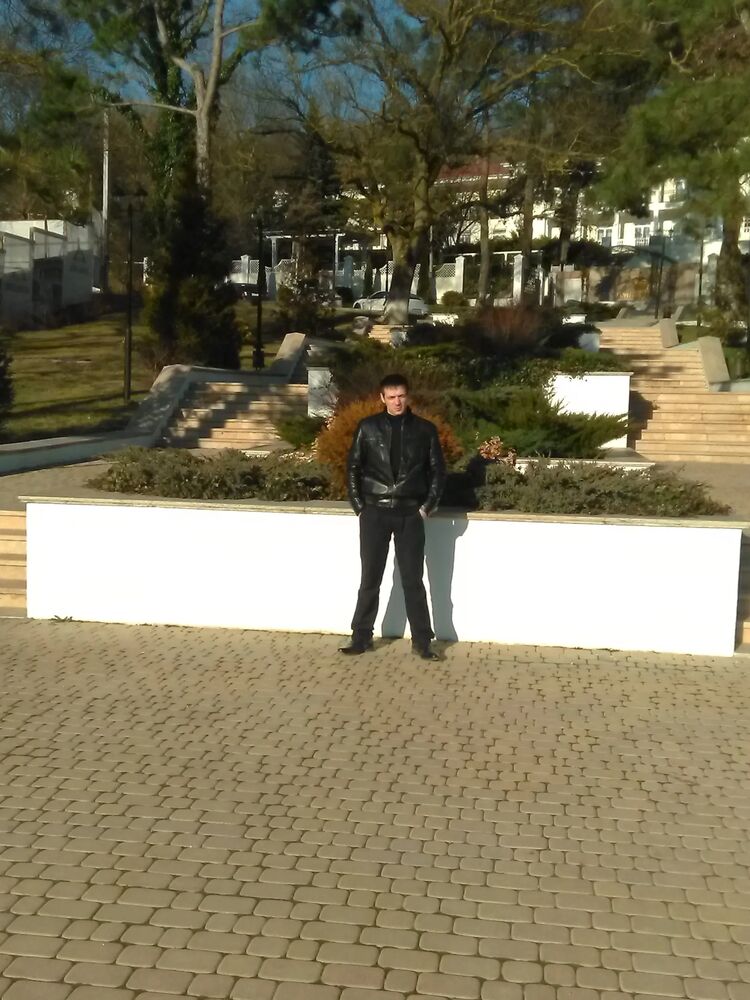  35793588  Nikolay, 35 ,    