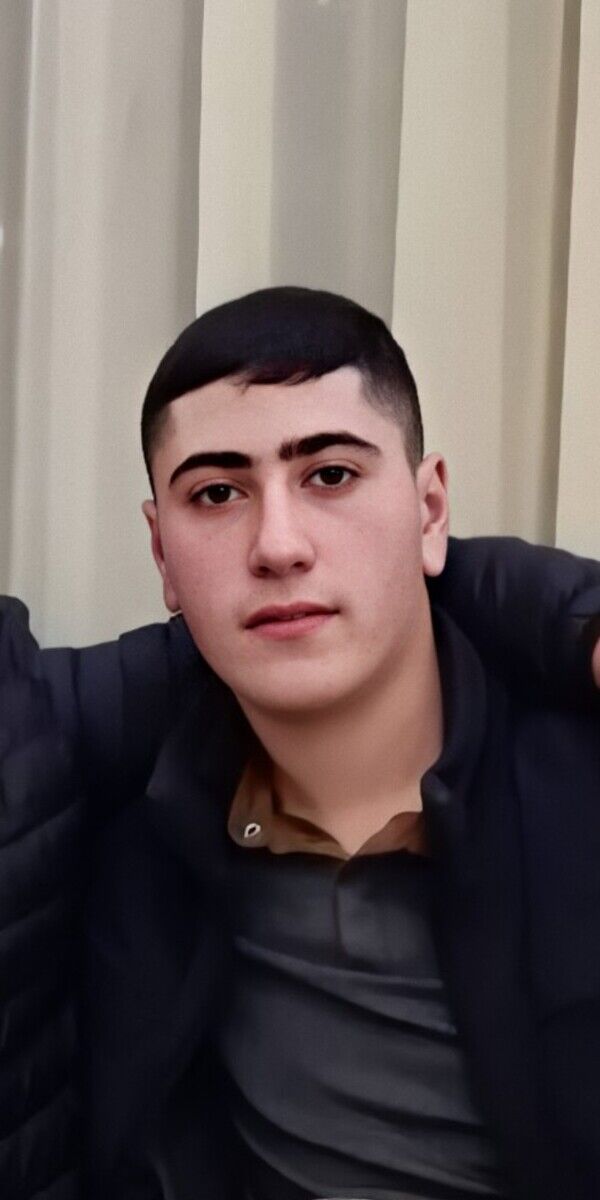  20560018  Suren, 23 ,    