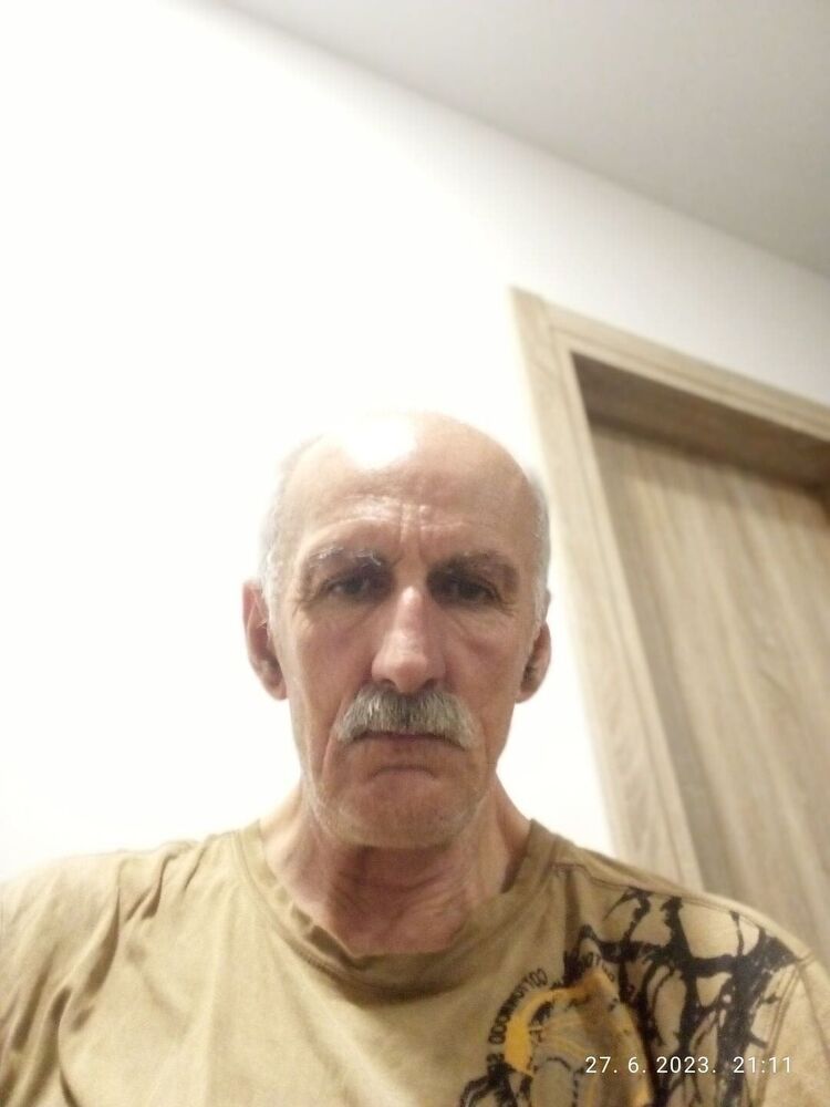  36022368  Zoran, 56 ,    Budva