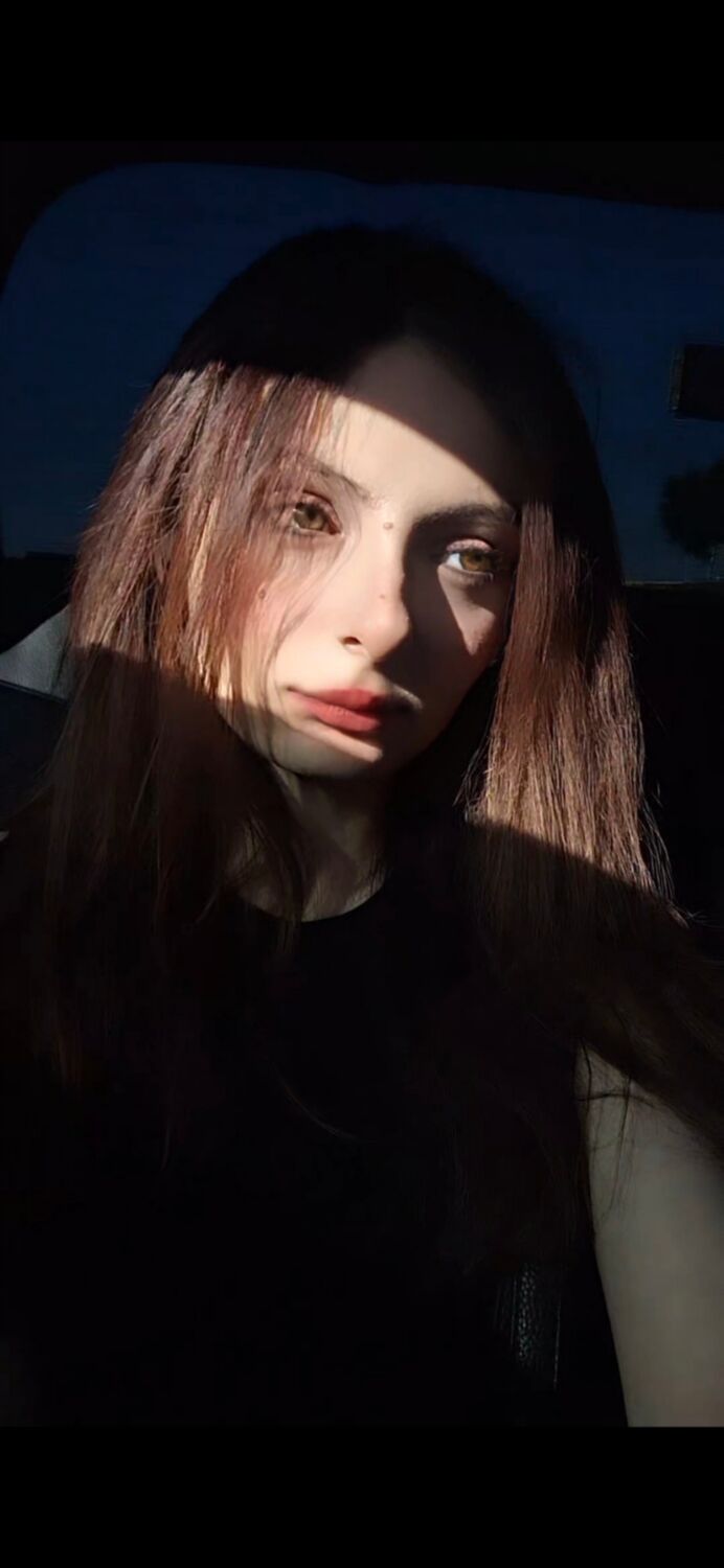  52822948  , 18 ,    