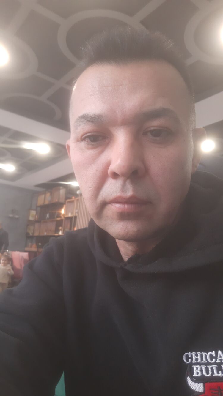  48600528  Ahmet, 36 ,    