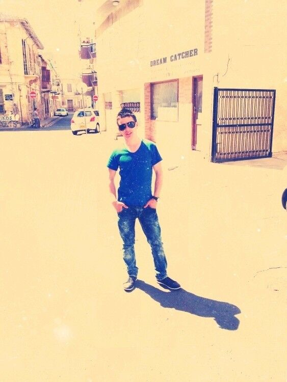  10730738  Vasea, 31 ,    