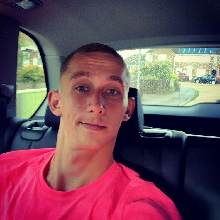  ,   Deniss, 33 ,   ,   